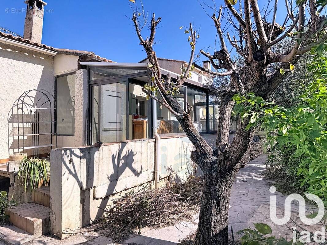 Photo 1 - Maison à TARASCON