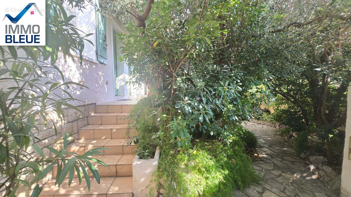 Maison à SAUSSET-LES-PINS