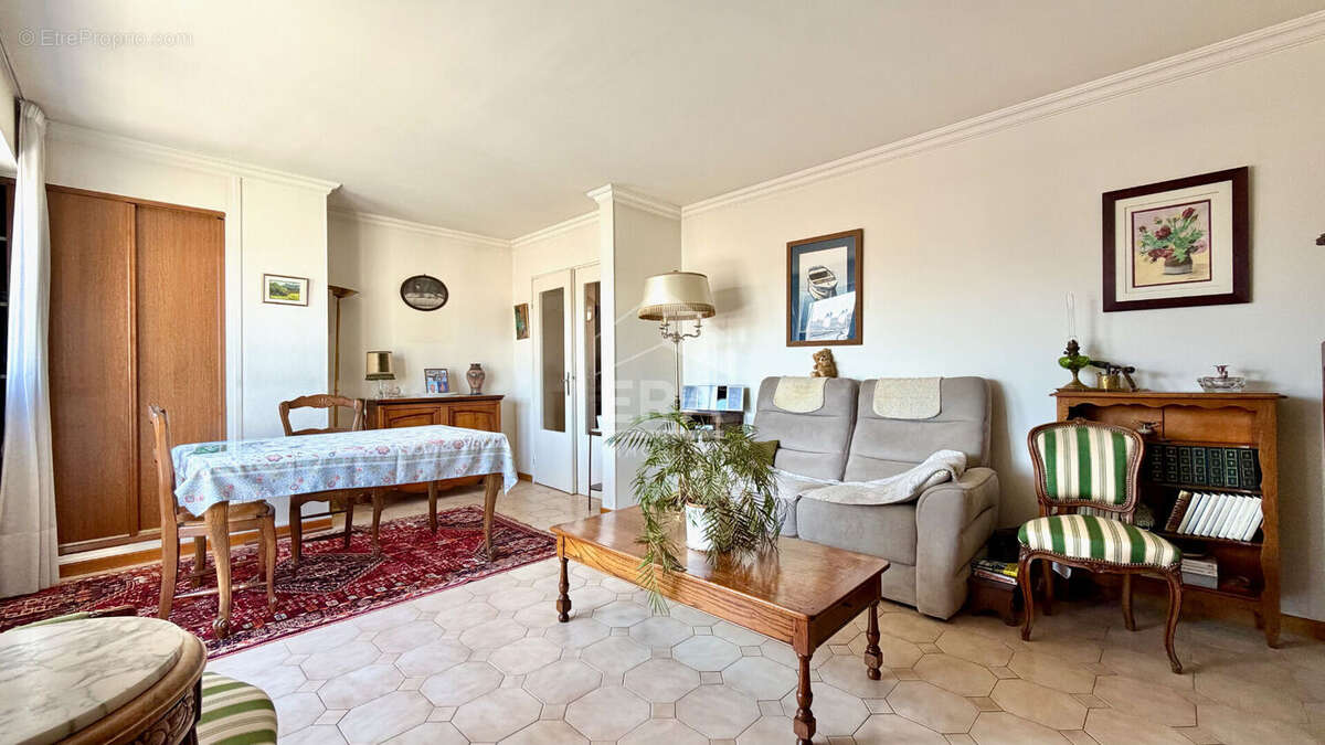 Appartement f3 70m² à juvisy-sur-orge, dernier étage avec 2 terrasses - photo 3