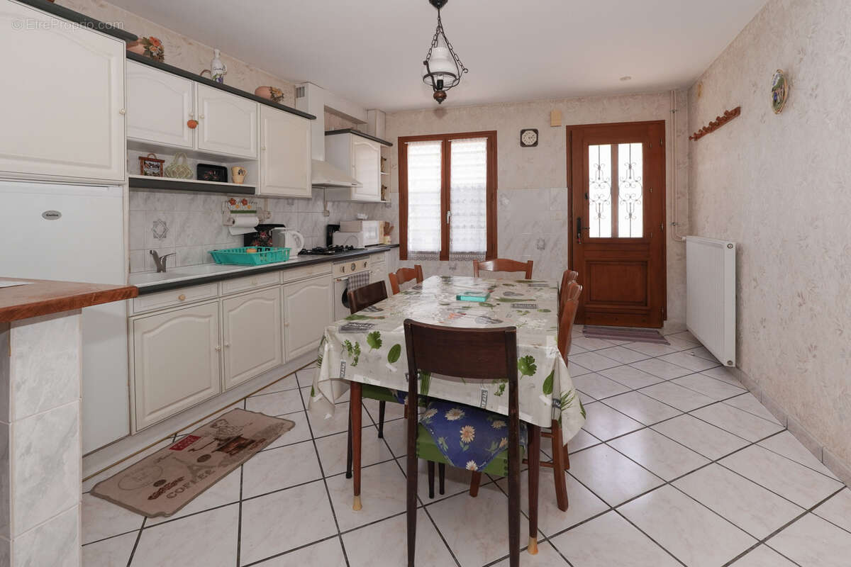 Maison à PONT-DU-CHATEAU