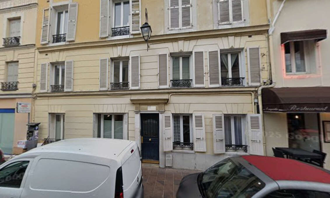 Appartement à NANTERRE