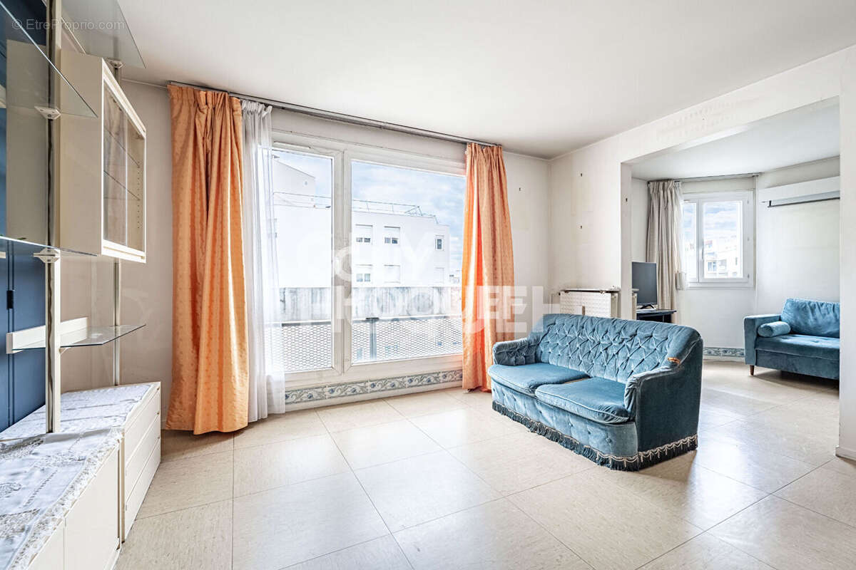 Appartement à ASNIERES-SUR-SEINE