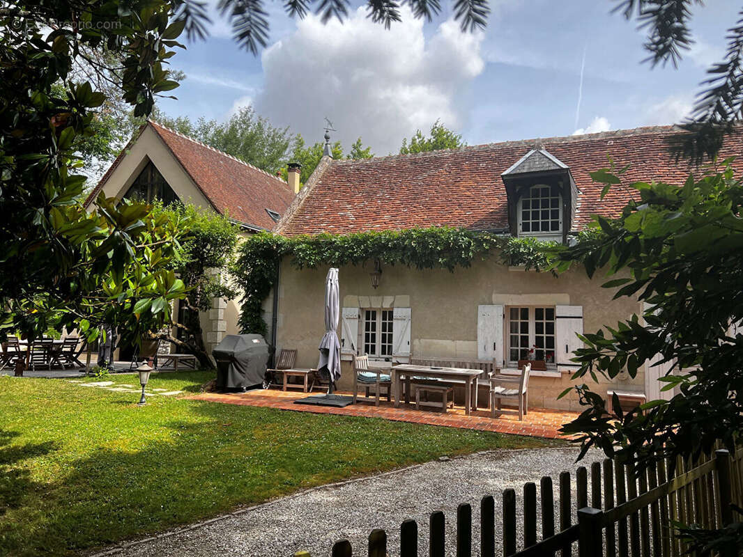 Maison à VERNOU-SUR-BRENNE