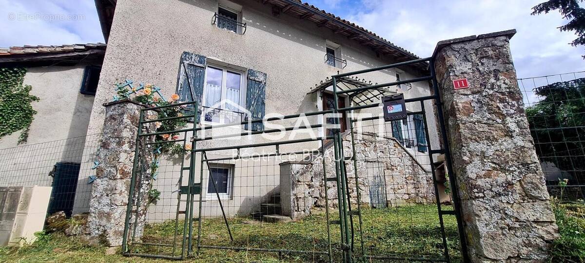 Photo 1 - Maison à SAINT-MARTIN-DE-JUSSAC