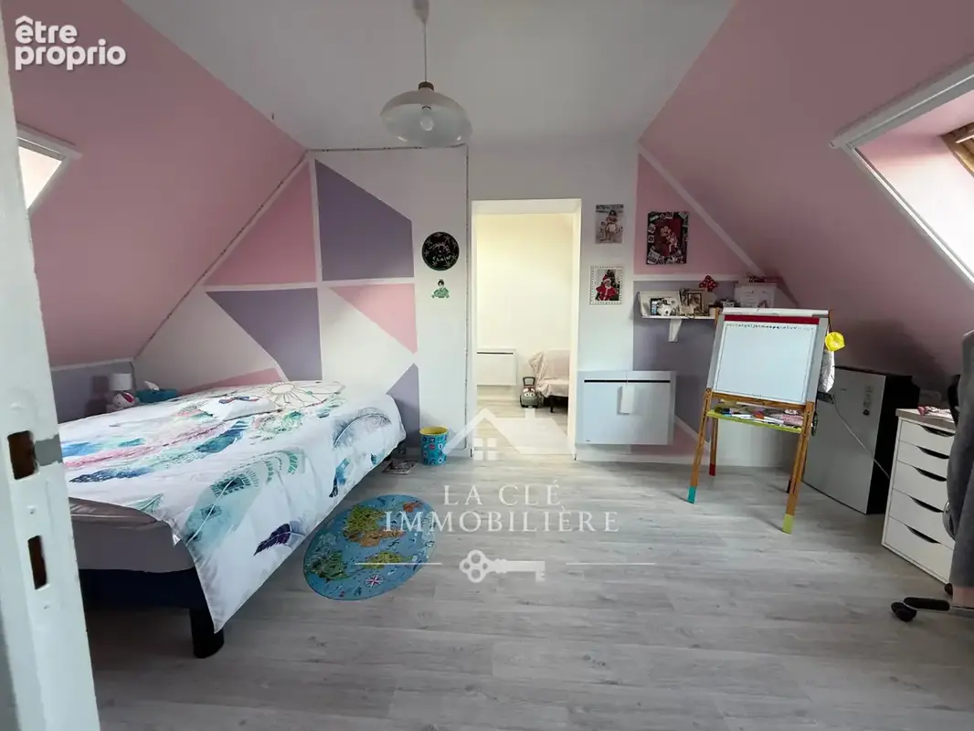 Maison 5 Pièces- idéalement situé- A visiter rapidement ! - photo 5