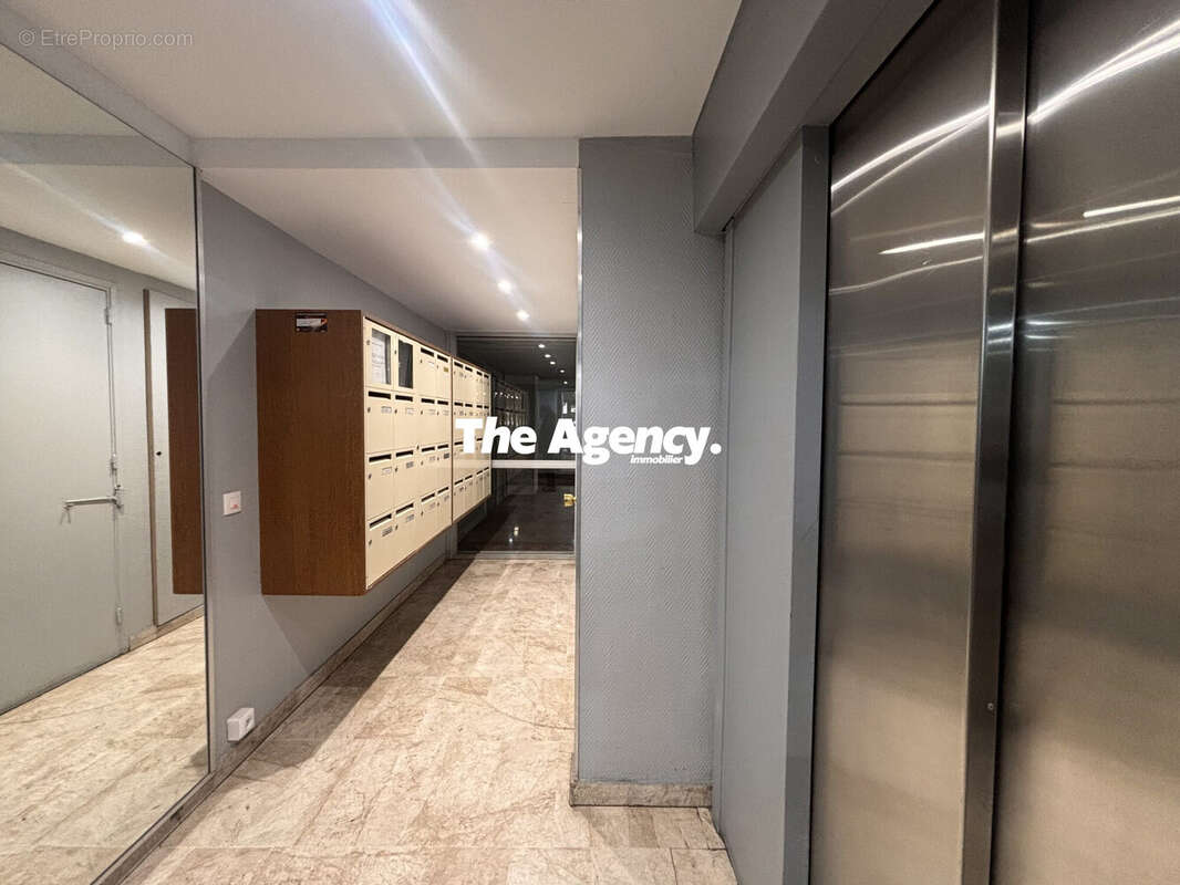 Appartement à MARSEILLE-7E