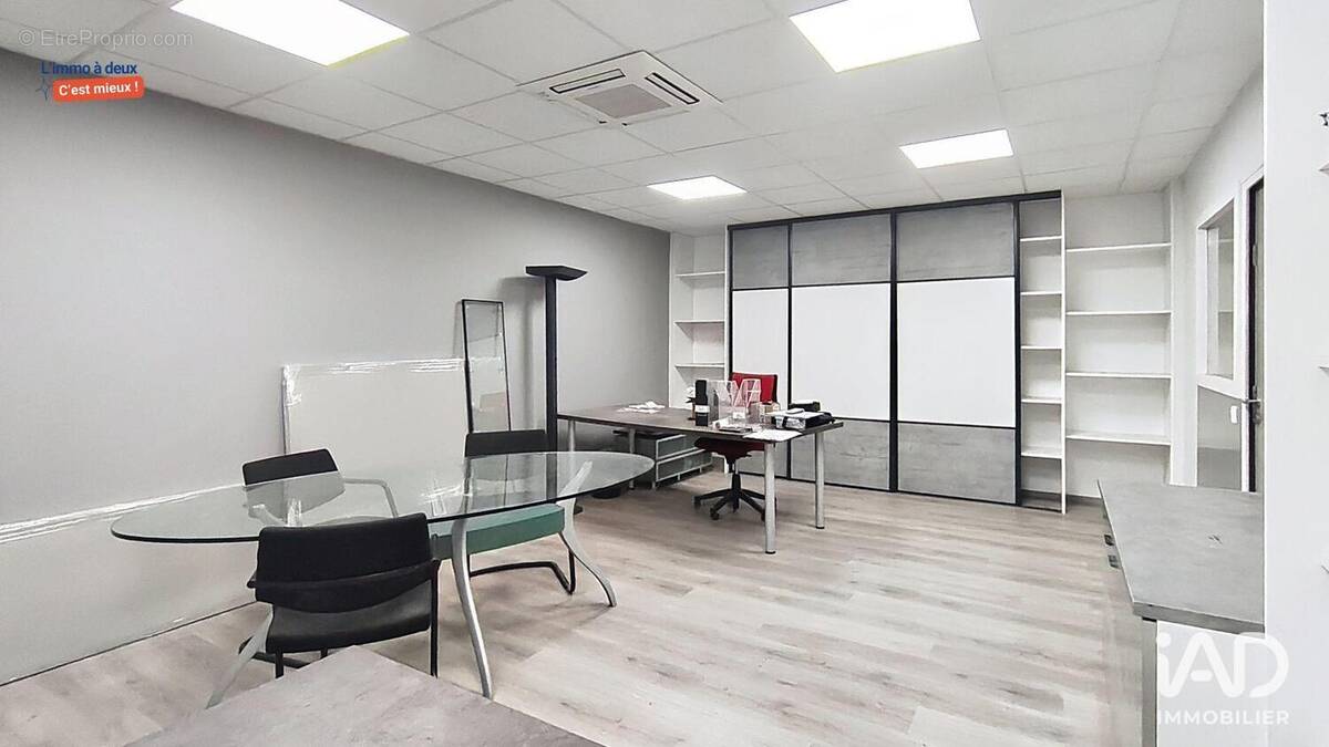 Photo 1 - Commerce à SAINT-NICOLAS-DE-PORT