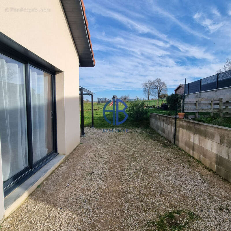 Maison à SAINT-JEAN-DE-SOUDAIN