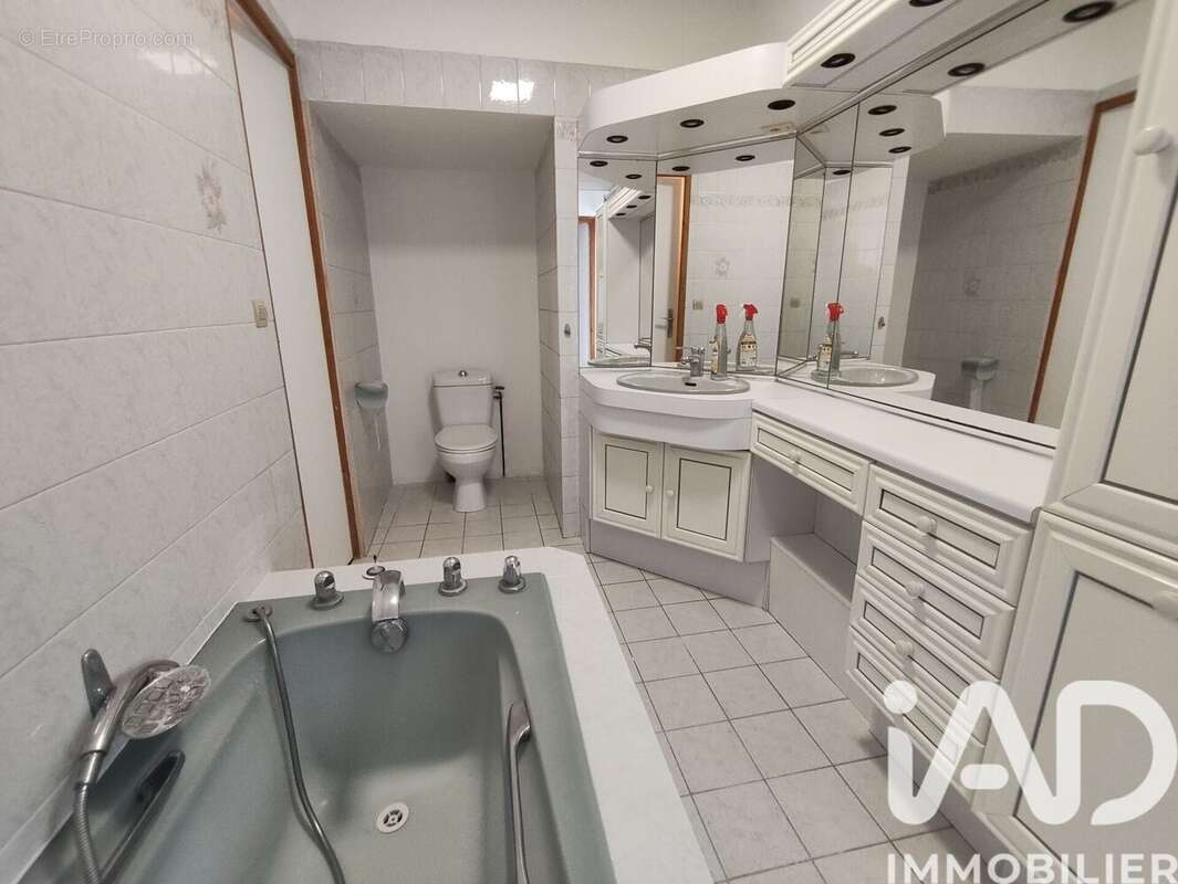 Maison 278 m² à Coulonges-Cohan  - photo 9