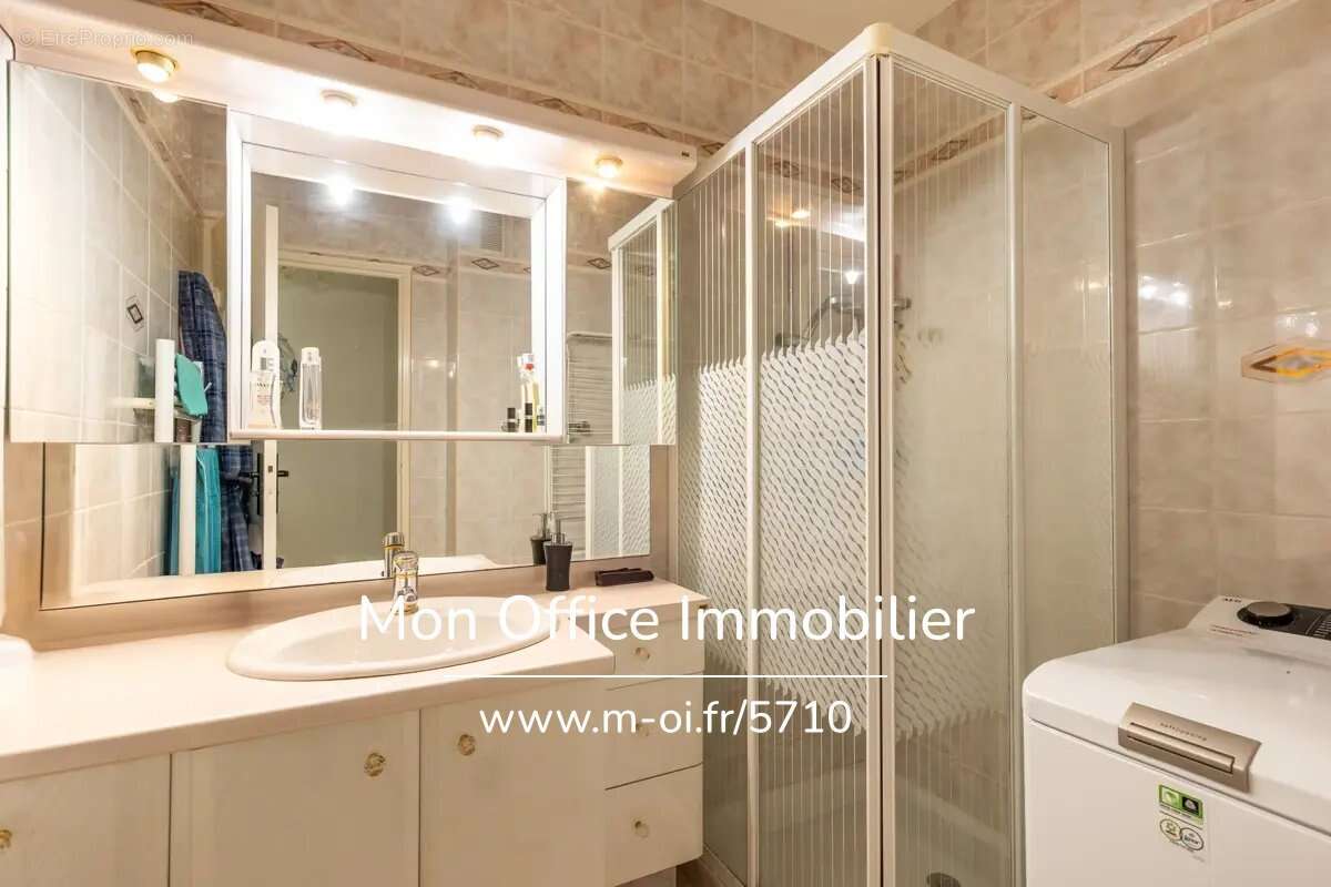 Appartement à SAINT-RAPHAEL