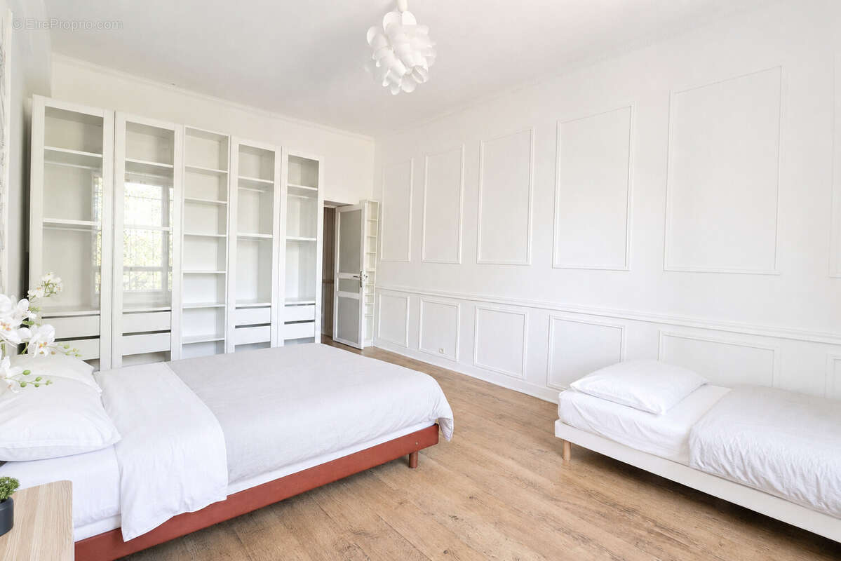 Propriété 438 m², piscine et parc arboré - photo 12