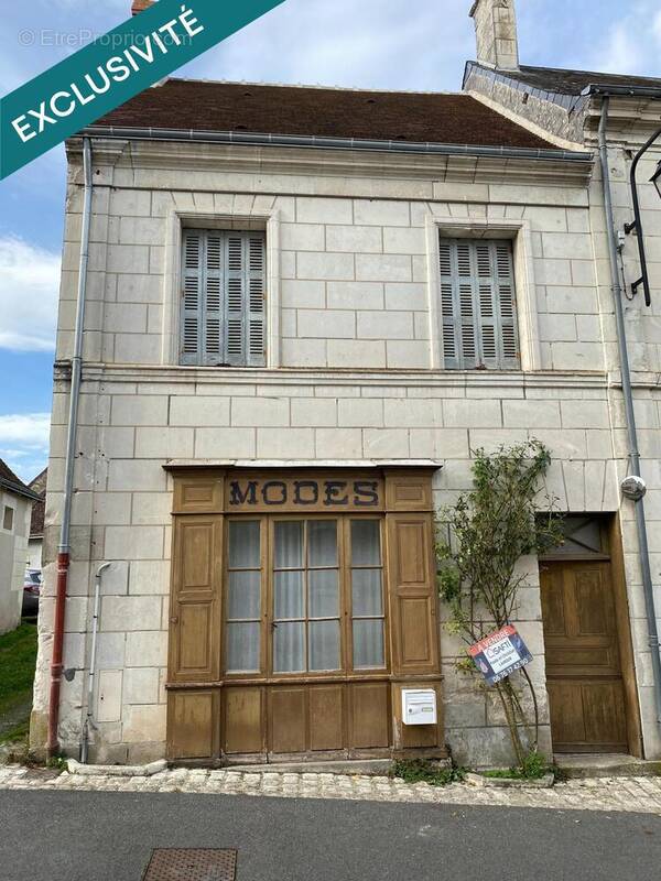 Photo 1 - Maison à BETZ-LE-CHATEAU