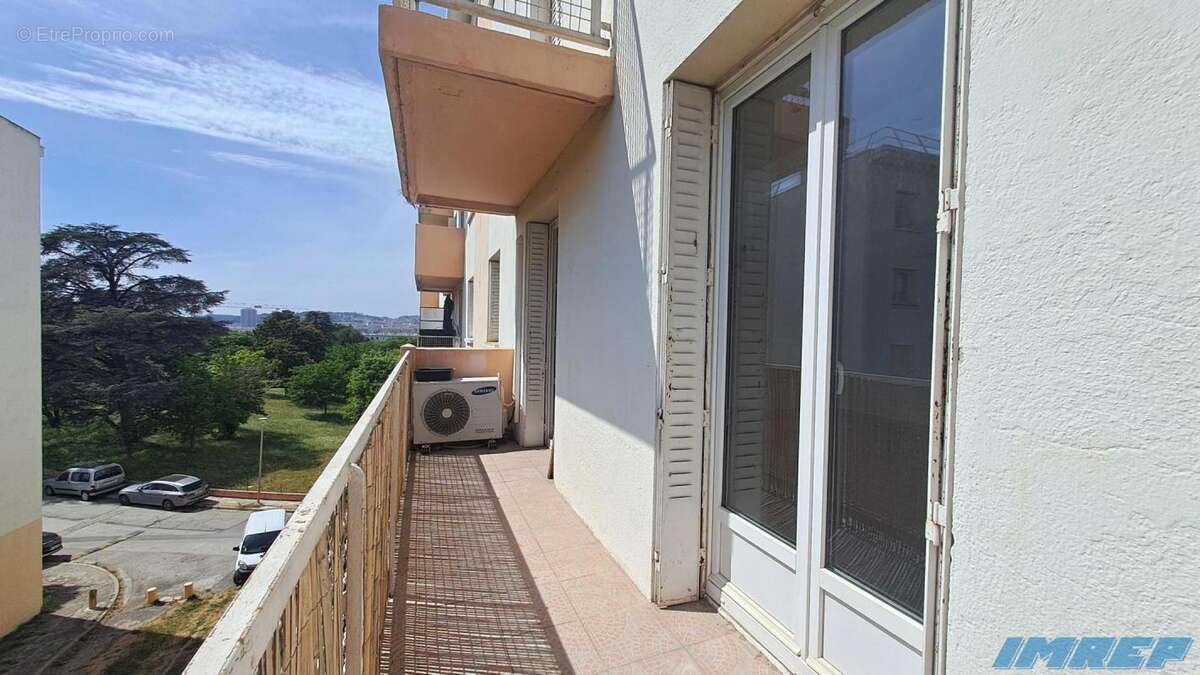 Appartement à MARSEILLE-10E