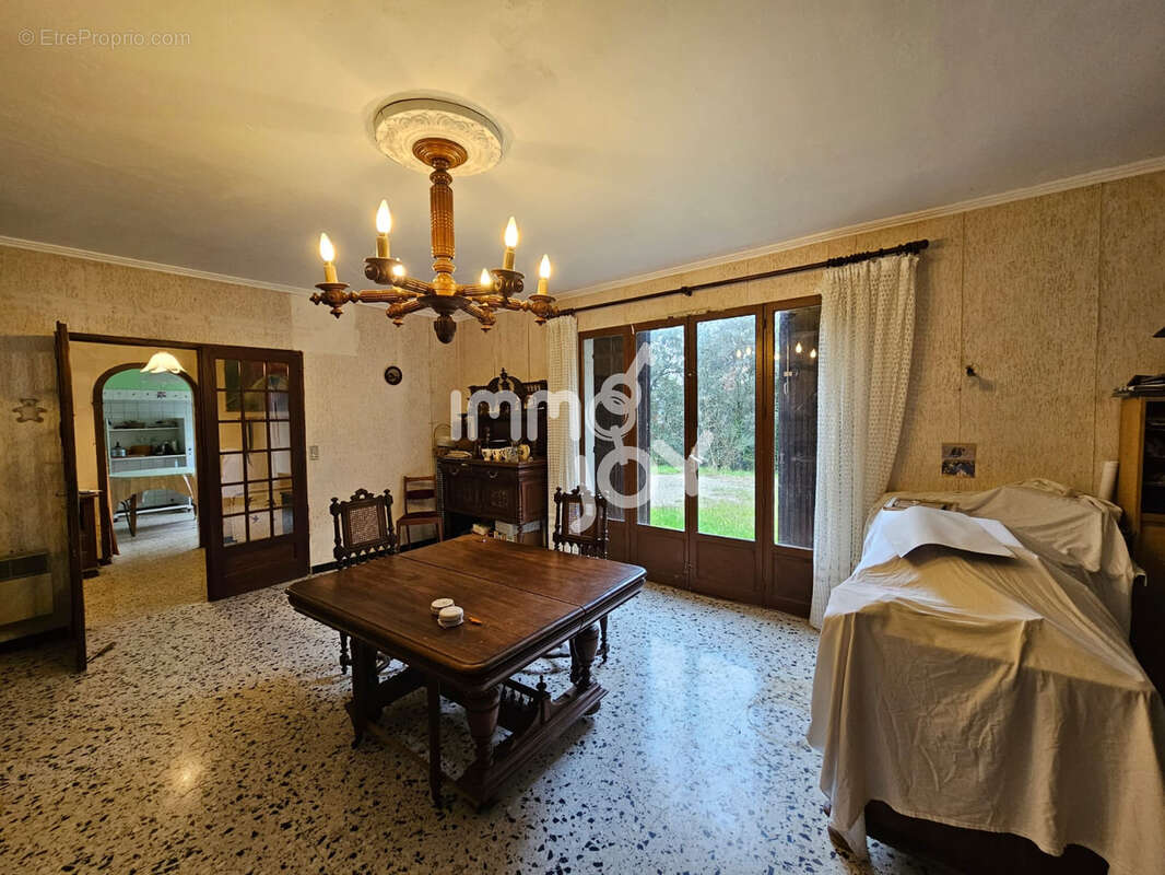 Maison à PALAJA