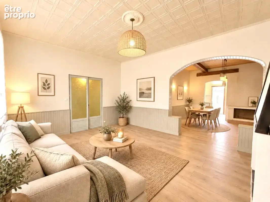 maison de 105 m2 à rénover - fort potentiel - photo 8