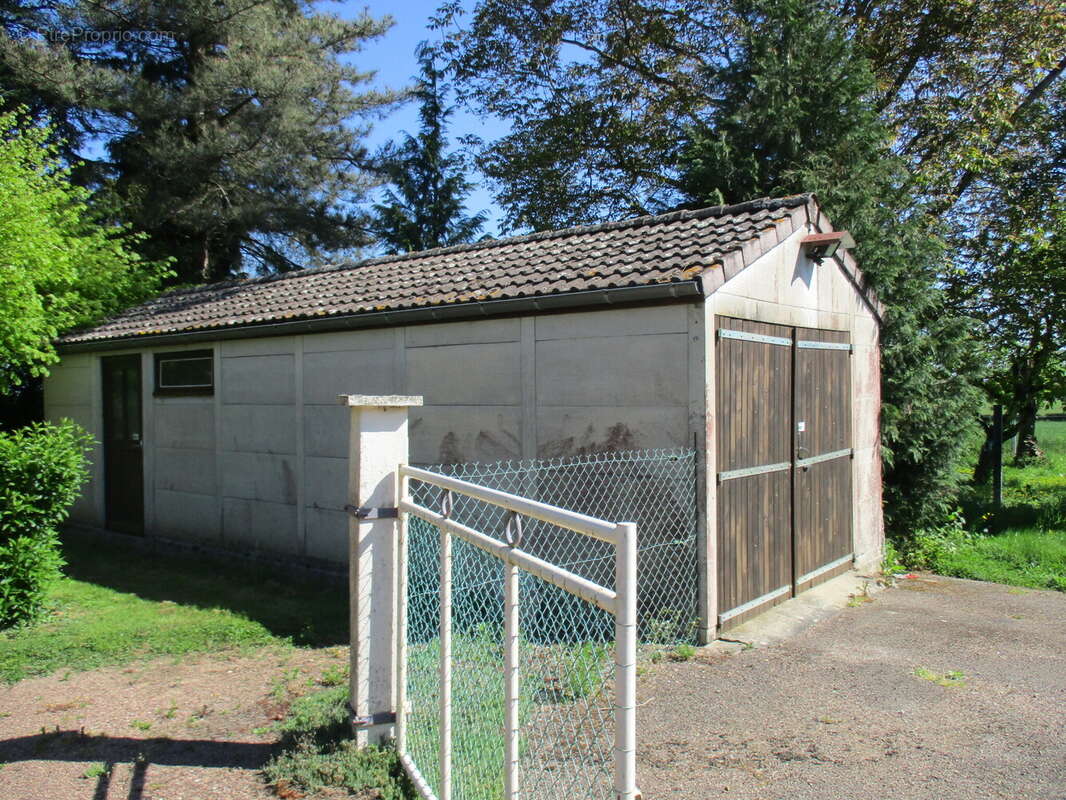 Maison à CHATILLON-EN-BAZOIS
