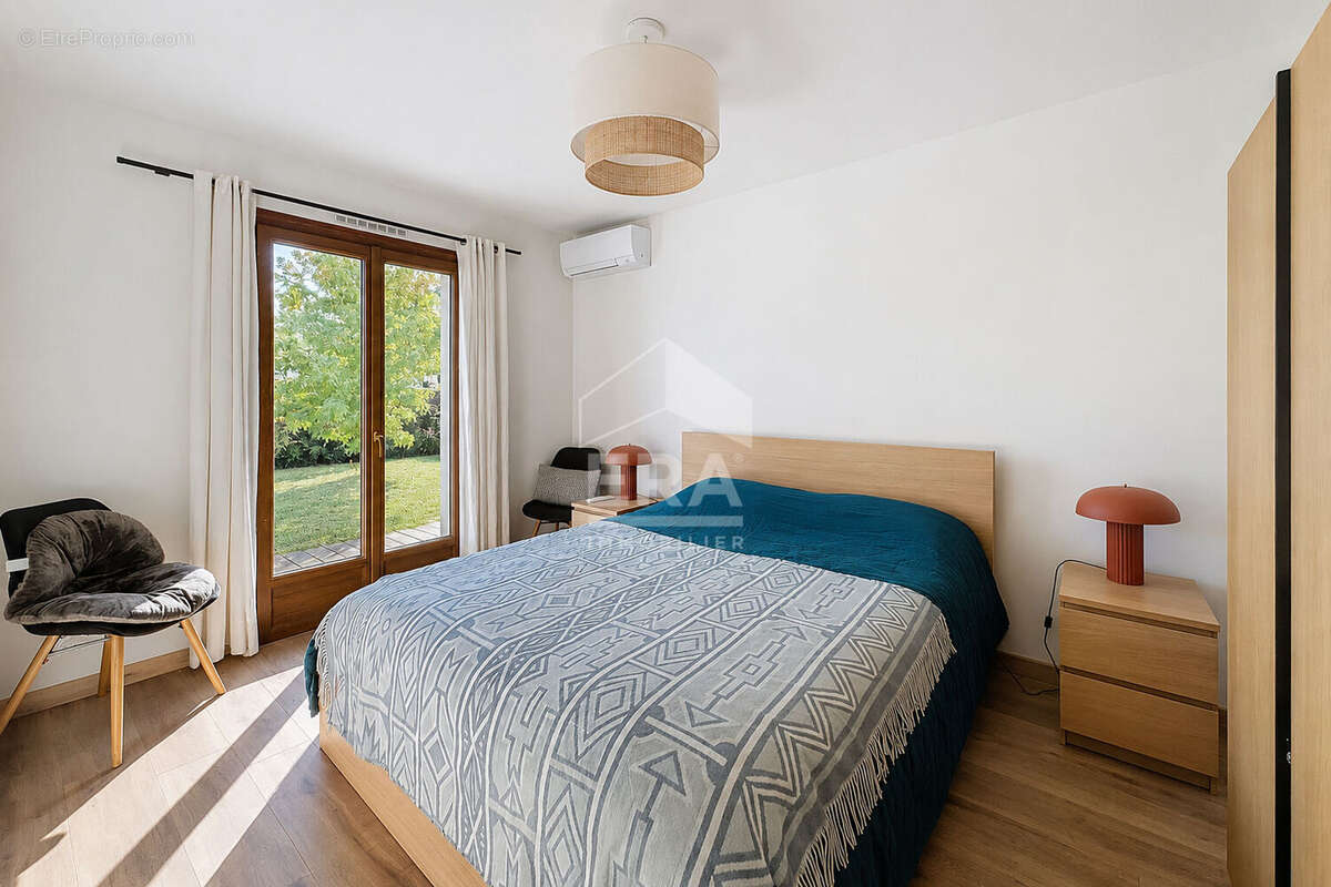 Maison de plein pied avec dépendance sur La teste - photo 6
