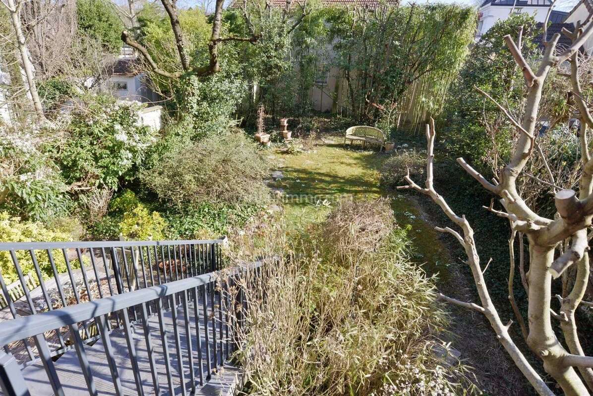 Maison à LE PERREUX-SUR-MARNE