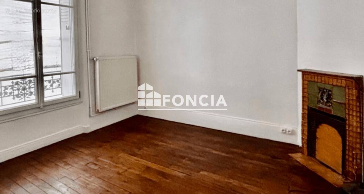 Appartement à PARIS-19E