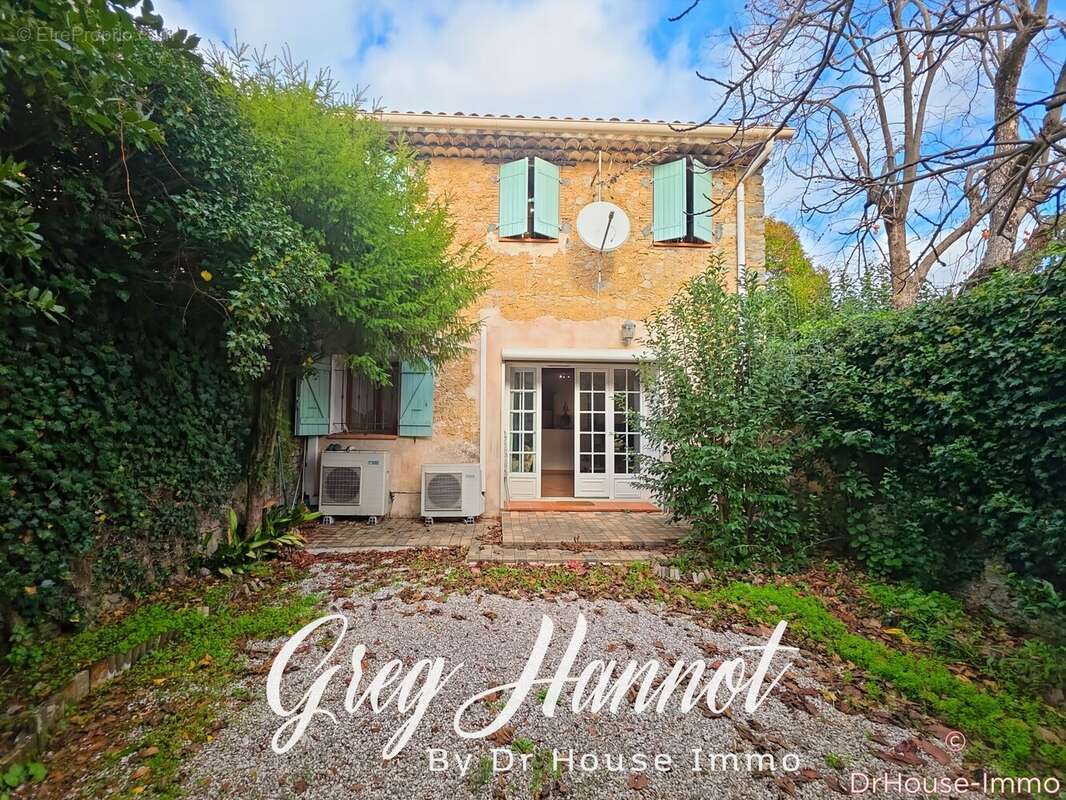 Maison à BESSE-SUR-ISSOLE