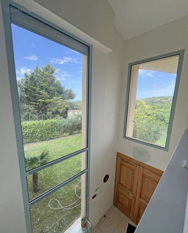 Maison à L'ISLE-SUR-LA-SORGUE