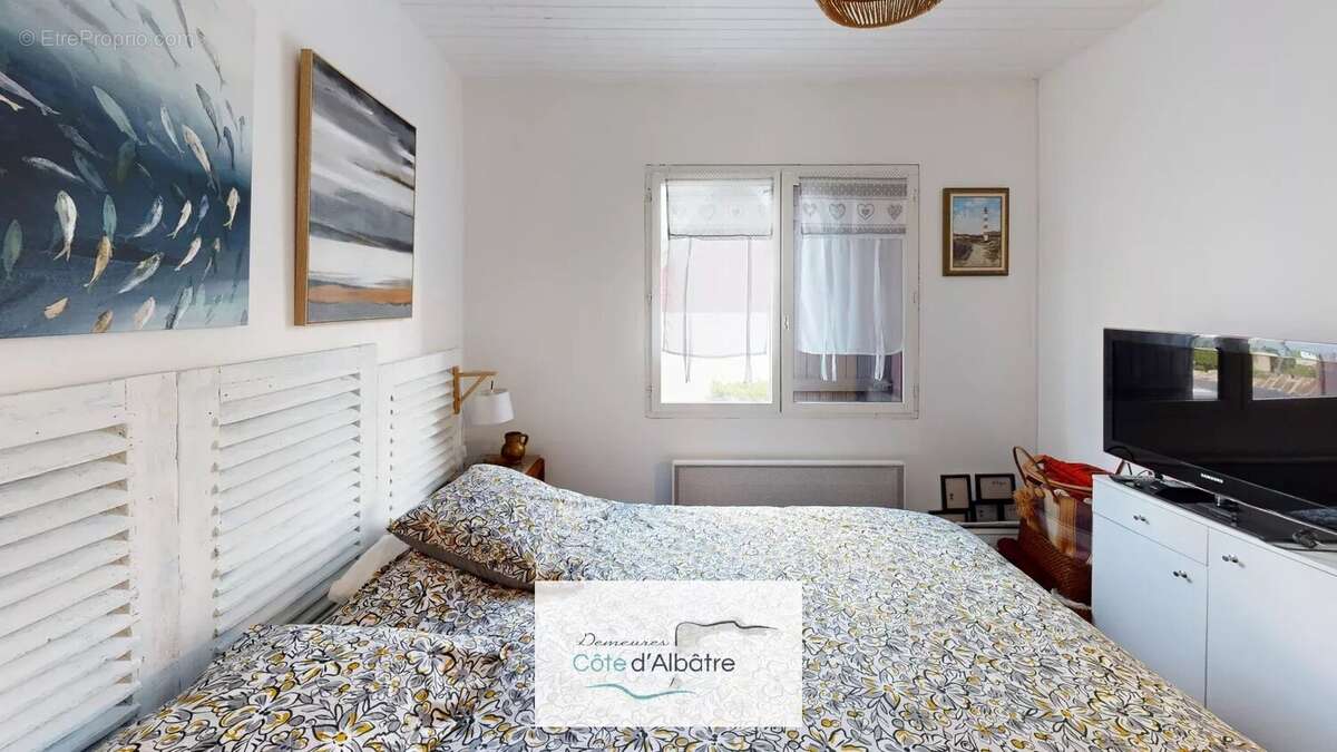 Maison à SOTTEVILLE-SUR-MER