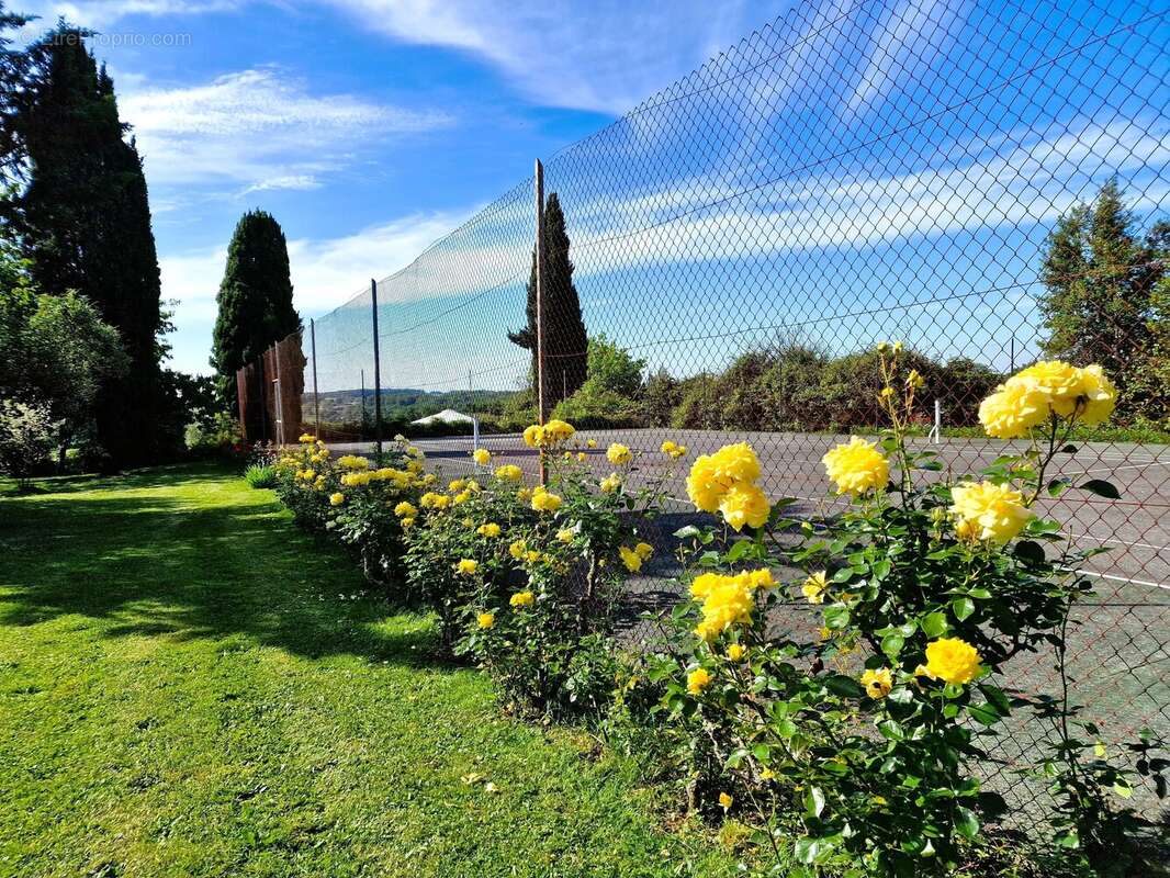 Superbe domaine de campagne avec trois habitations, piscine et court de tennis à seulement vingt minutes de Saint-Émilion - photo 19