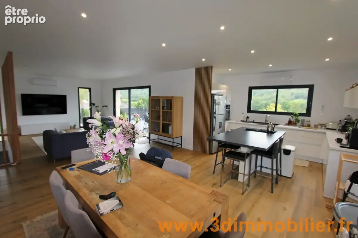 PIECE DE VIE 55 m²