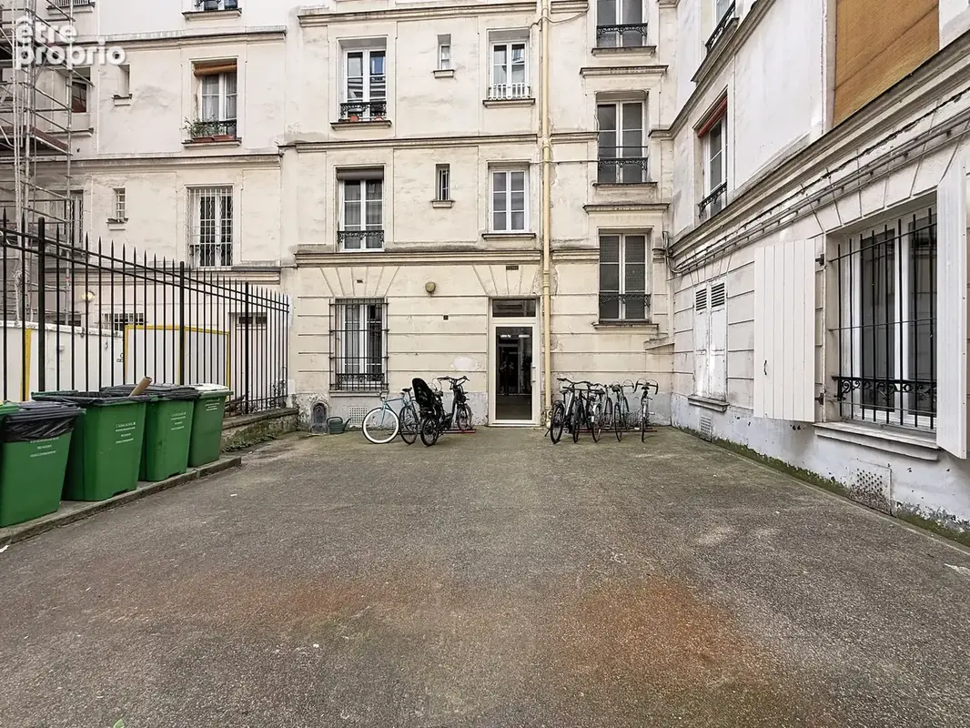 Paris 18 ème   Mairie du 18 ème   29 m2 à rénover avec fort potentiel   5 ème étage - photo 10