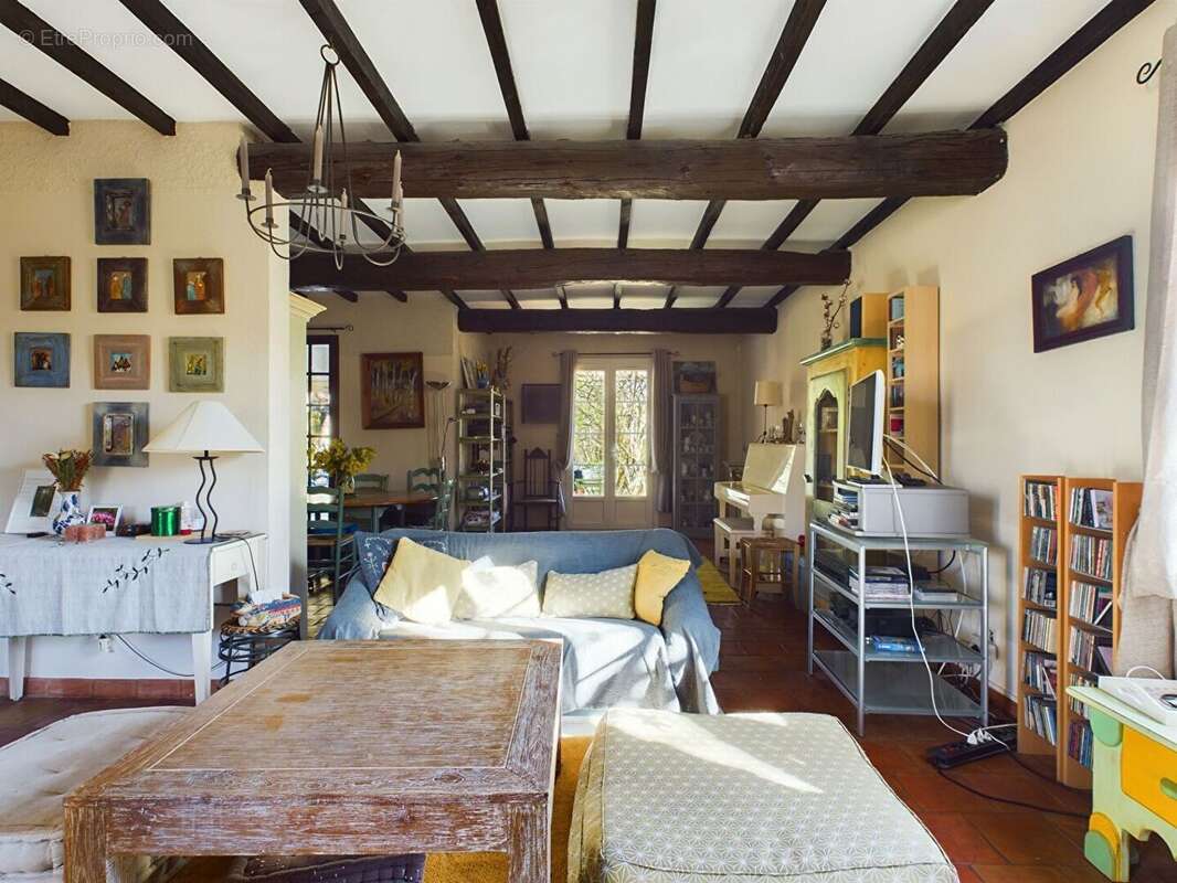 Maison à LES ANGLES