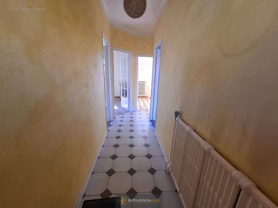 Maison à COULOMMIERS