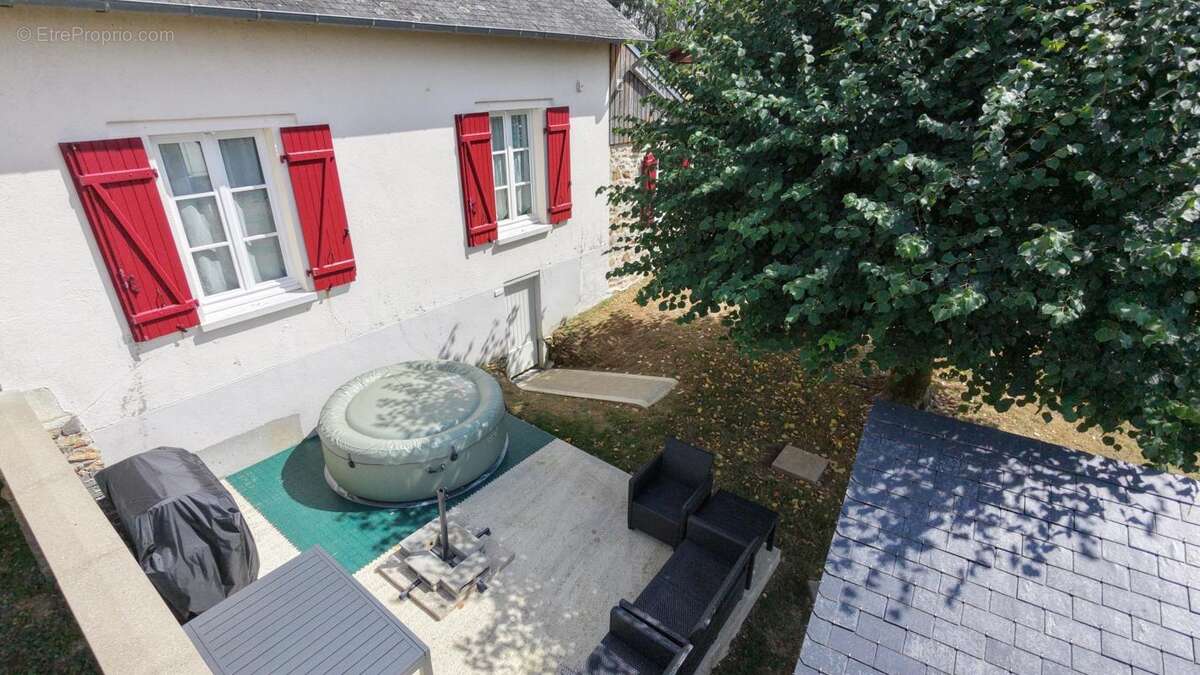 Maison 80 m² à Neuvic-Entier  - photo 3