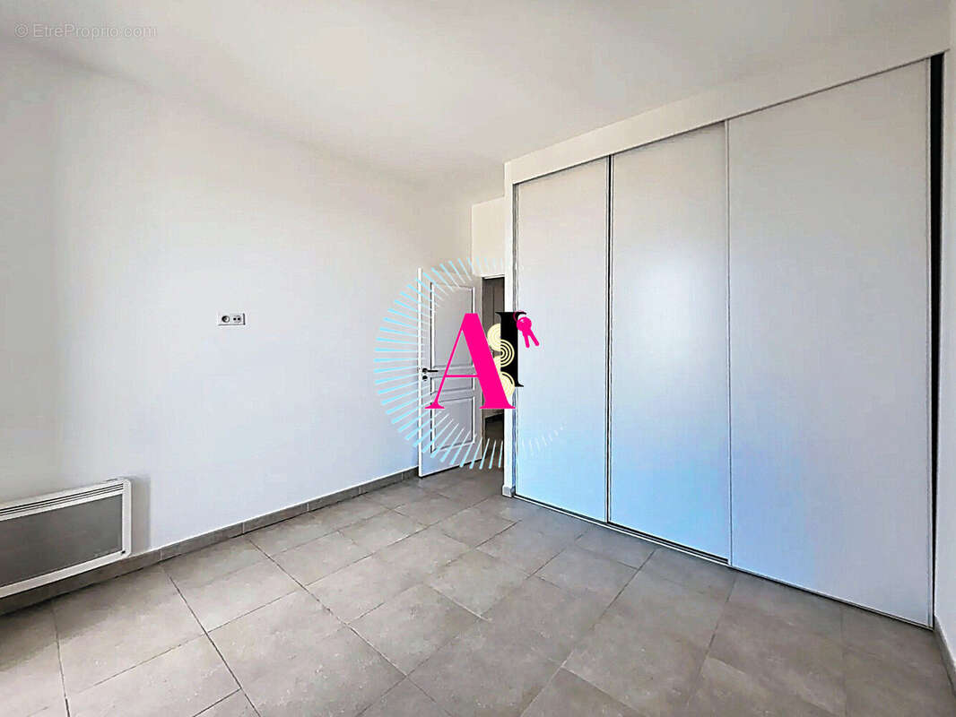 Appartement 70 m² à Grasse  - photo 8