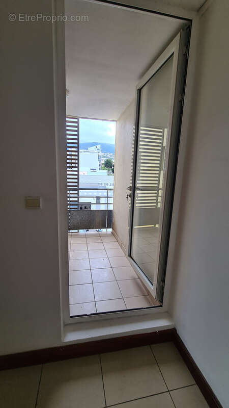 Appartement à SAINT-DENIS