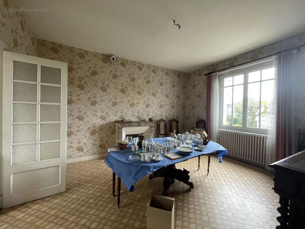 Maison à SAINT-SEBASTIEN-SUR-LOIRE