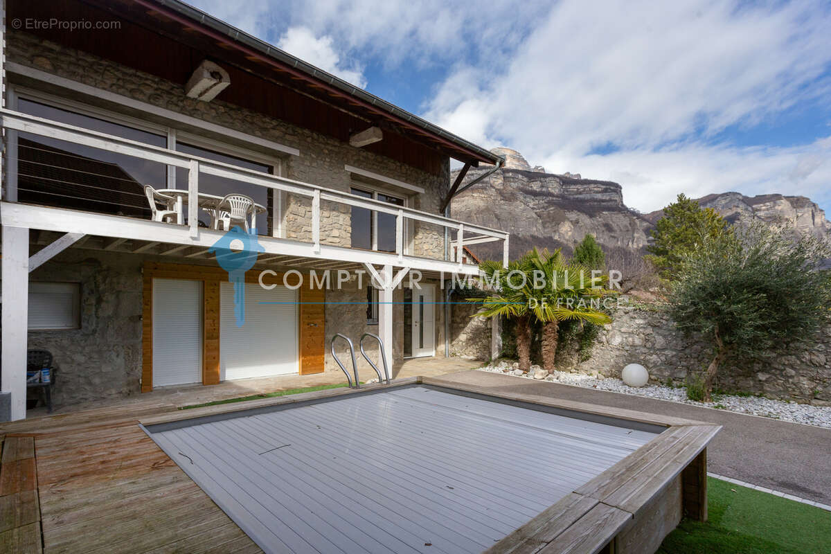 Maison à BERNIN