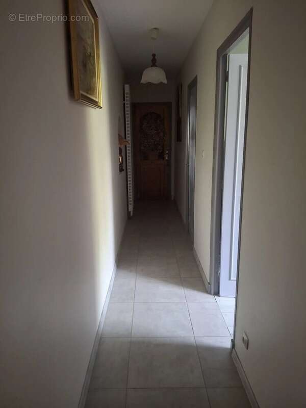 Maison à MONTELIMAR