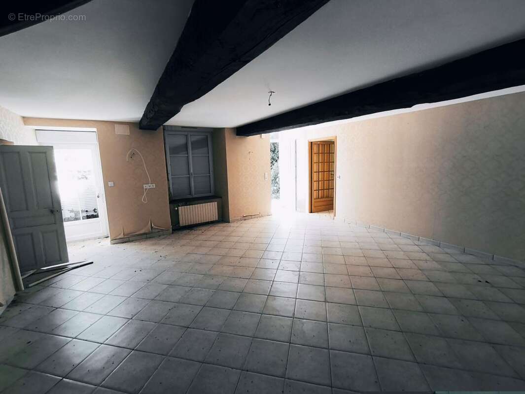 Maison à L'EPINAY-LE-COMTE