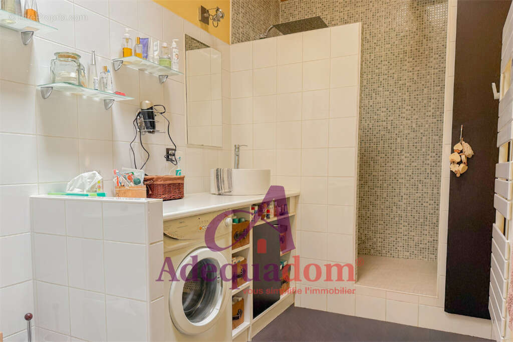 Appartement à BOIS-COLOMBES