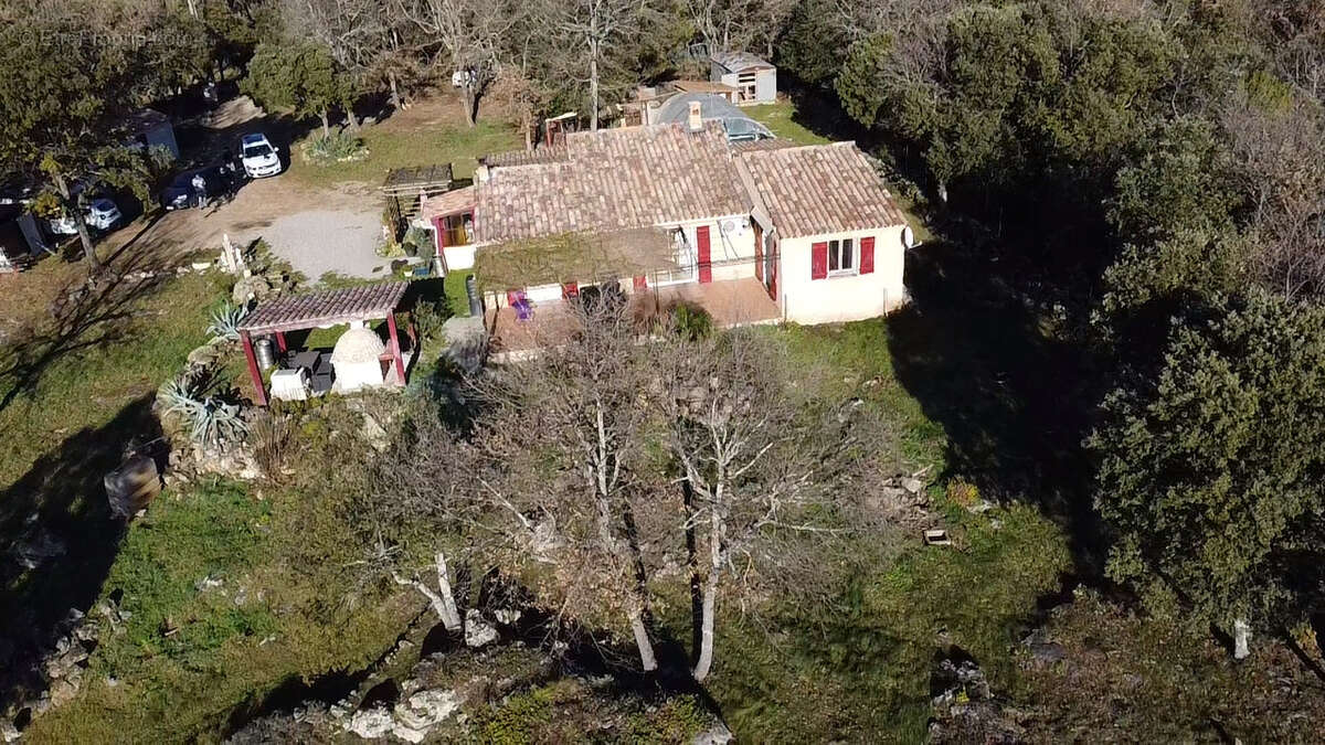 Maison à REGUSSE
