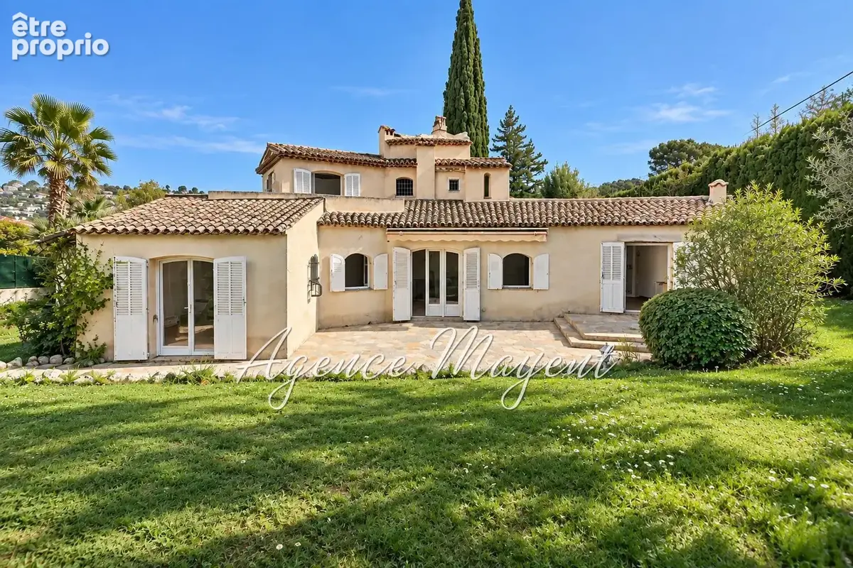 Maison à MOUGINS
