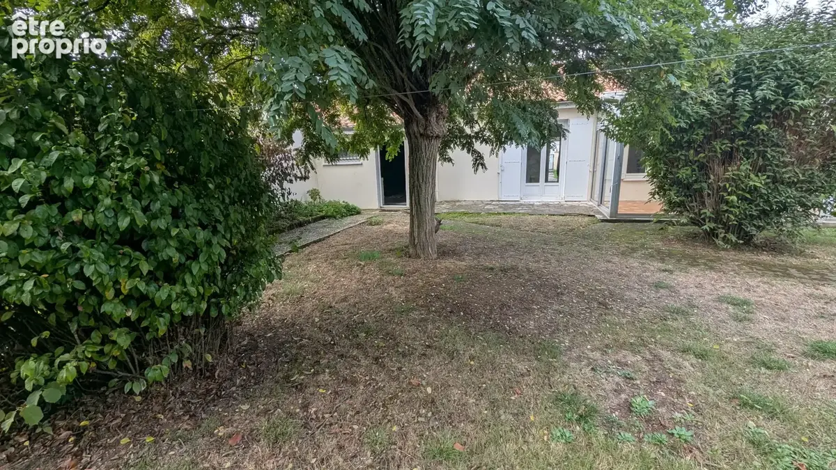 MAGNÉ CENTRE - PLAIN PIED de 76 m2 habitable. A rafraichir ! - photo 2
