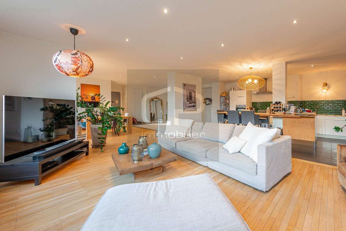 Appartement à SEVRIER