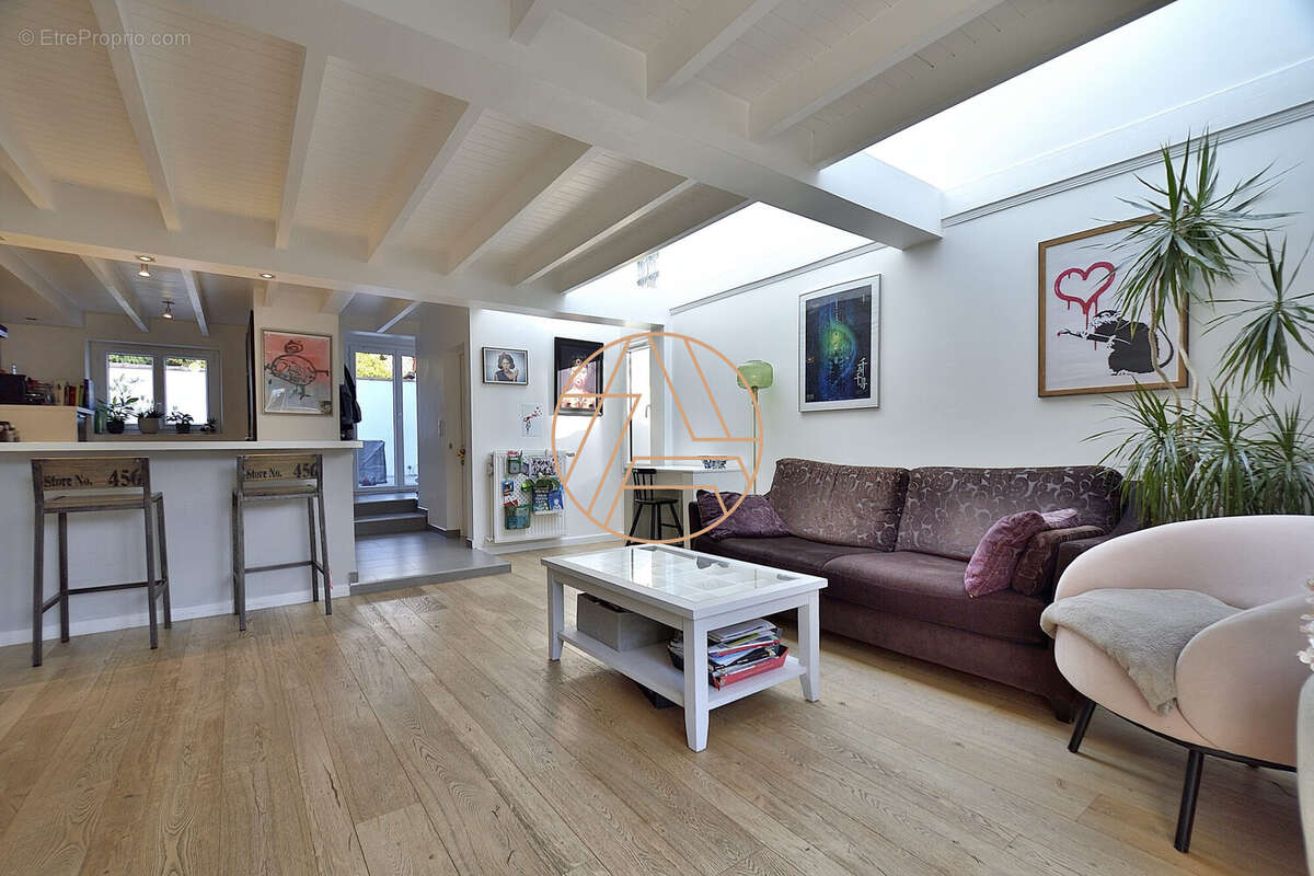 Maison à SAINT-MAUR-DES-FOSSES