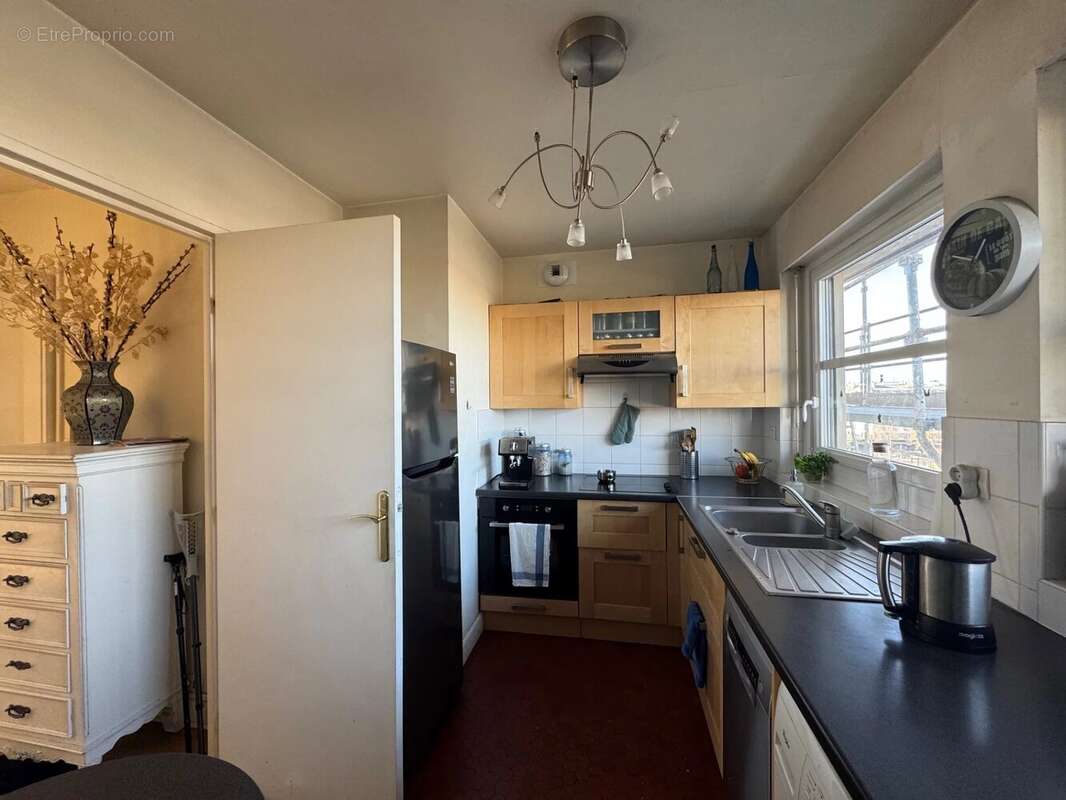 Appartement à PARIS-18E