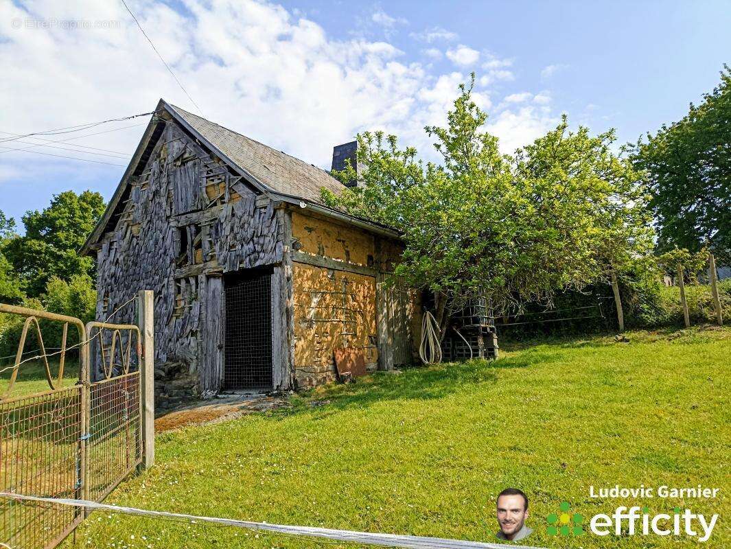 Maison à LAPENTY