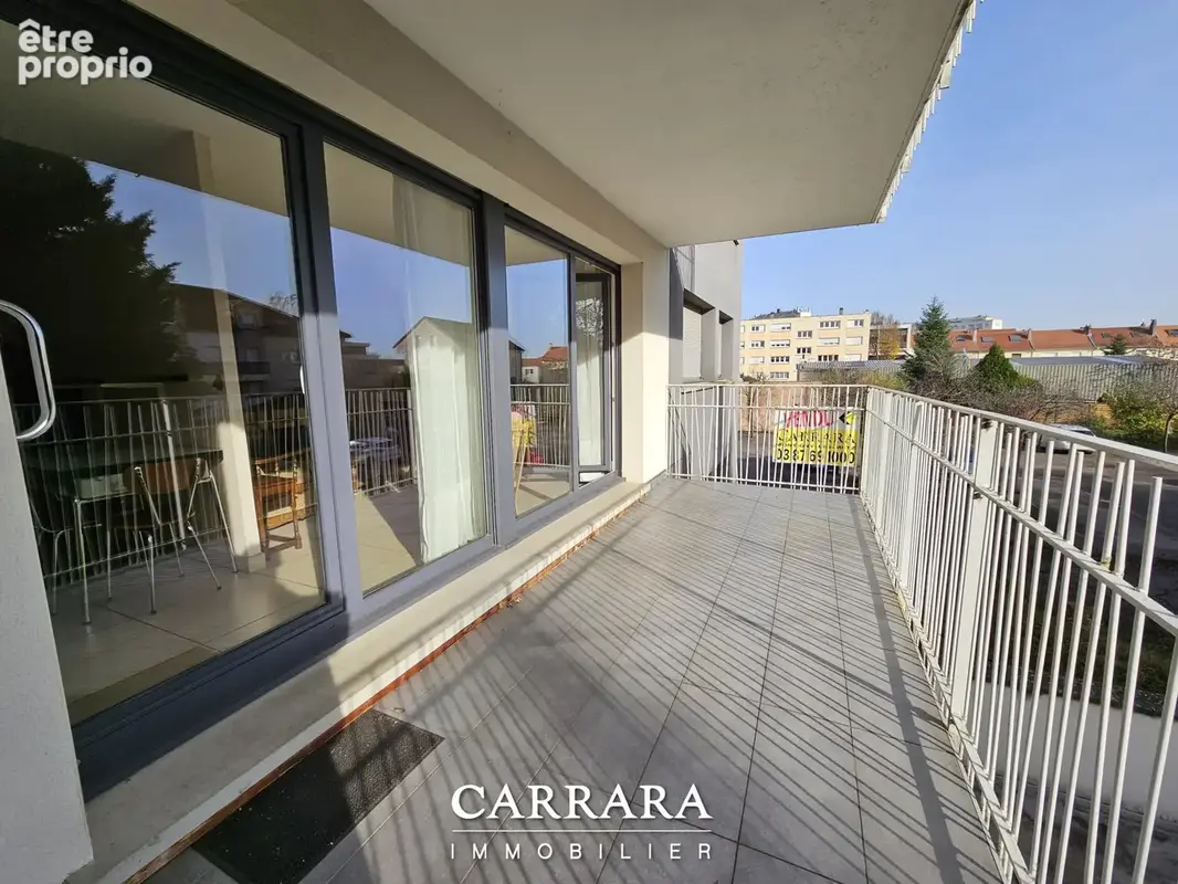 Appartement, T3, lumineux avec terrasse. - photo 5