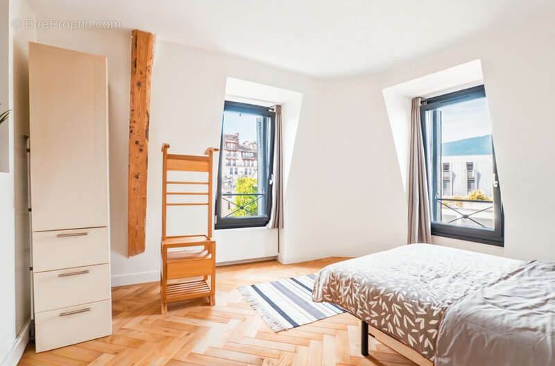 Appartement à AIX-LES-BAINS