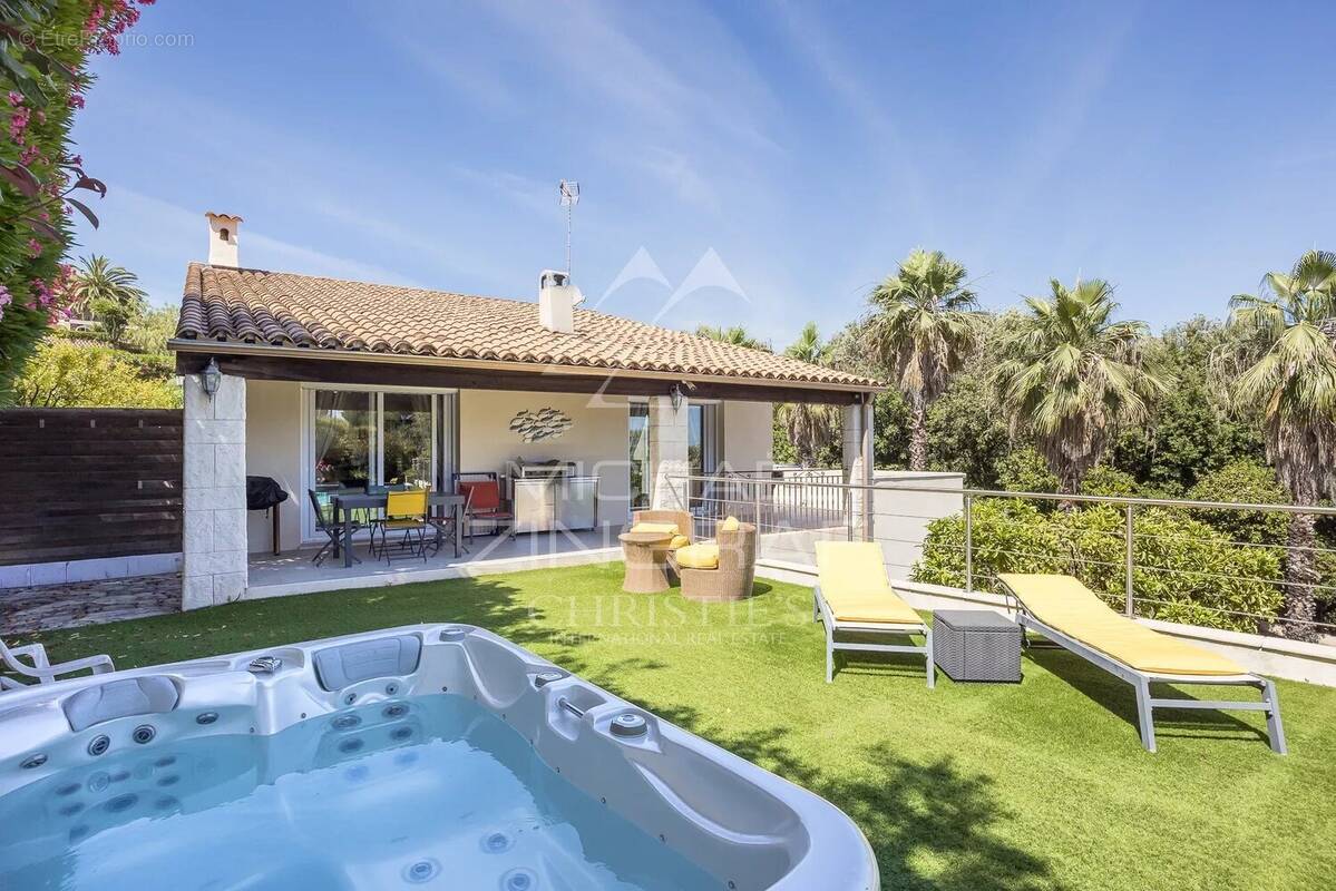 Maison à CAGNES-SUR-MER