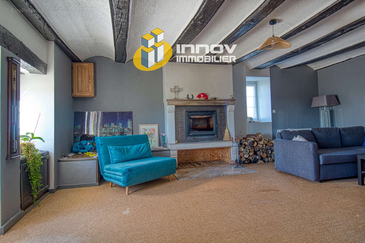 Maison à SAINT-MARTIN-D&#039;AUXY